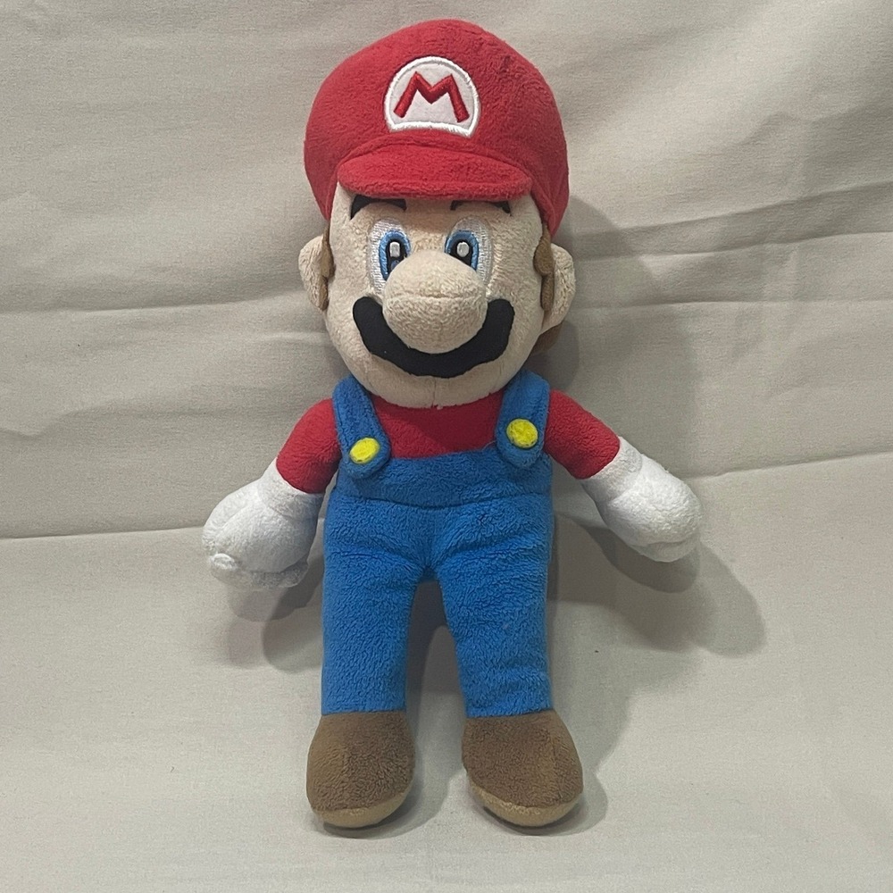 Nintendo Super Mario San-Ei Co. Mario Character Plush Toy Video Game Collectible